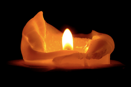 هر کسی  سوزد به نوعی  در غم جانانه ای …