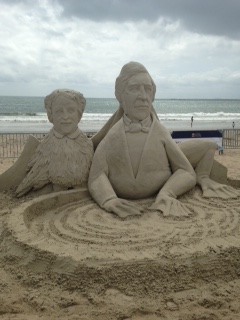 فستیوال بین المللی مجسمه ها ی ماسه ای