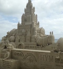 فستیوال بین المللی مجسمه ها ی ماسه ای