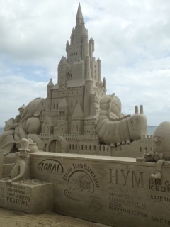 فستیوال بین المللی مجسمه ها ی ماسه ای