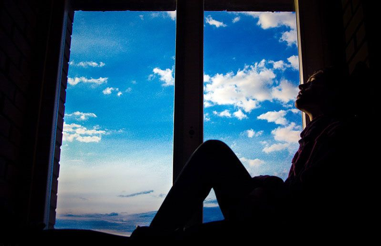 دختر و بهار