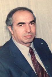 یادی از همکاری دانشور