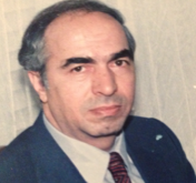 یادی از همکاری دانشور