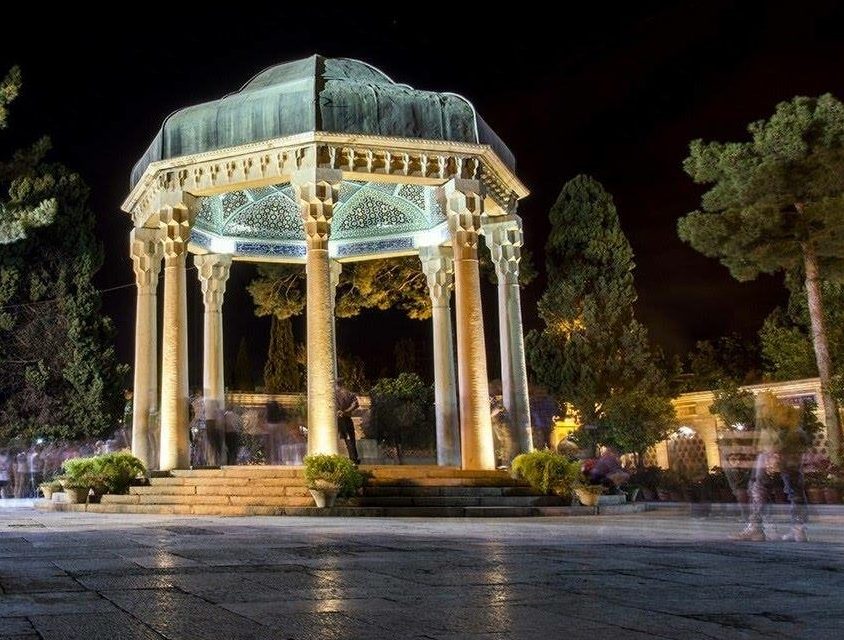 کشتی شکستگانیم یا کشتی نشستگانیم ؟