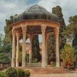 بی‌مهری یار یا بی‌رحمی جهان و انسان زخمی