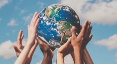 همبستگی؛ رشته نامرئی نجات انسان در جهانِ گسسته